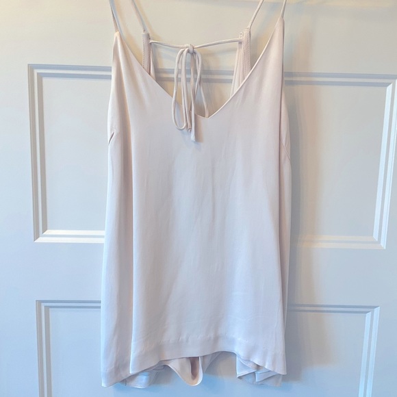 𝅺Elliatt - Ascent Open Back Cami - M NWOT - Picture 4 of 6